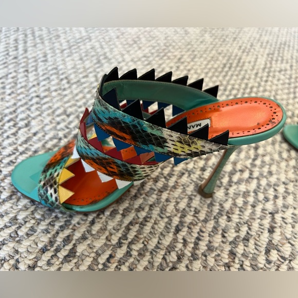 Manolo Blahnik heels size 37.5 EU - Picture 4 of 13